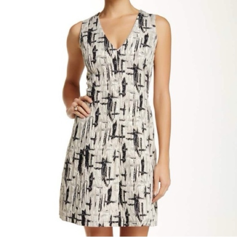 Everleigh Black, Off-White, and Gold Metallic Fit and Flare Dress | Size Medium